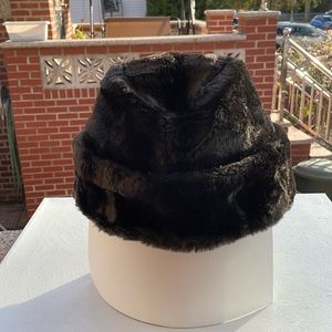 Vintage faux fur hat
